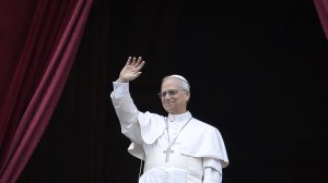 Leone XIV: segni e simboli del passaggio dal papa argentino a Leone XIV