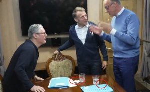Coca party vero o falso? Piuttosto verosimile, cioè emblematico