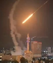 Eterogenesi dei fini: la guerra a distanza prosegue tra Israele e Iran