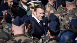 Salvare le democrazie? Definisci democrazia (il grande ritorno del surrealismo francese)