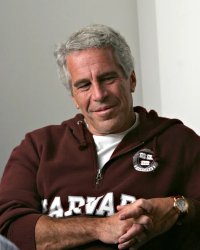 Il lento terremoto di Epstein: la frattura tra il popolo e le élite