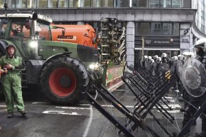 L'euroburocrazia ha decido di distruggere l'agricoltura in Europa