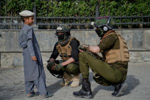 Viltà occidentale, onore afghano