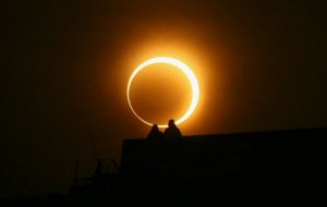 Nell'eclisse del sacro credenti e non credenti respingono l'ideologia 