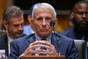 L'Agente del caos Anthony Fauci incarna un sistema che deve essere epurato