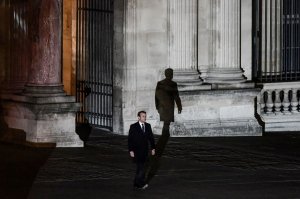 Fetori fuori scena