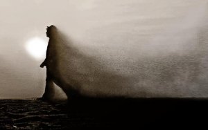 Sotto l’universalismo niente. L’appartentemente impossibile quanto necessario abbandono dell’universalismo occidentale