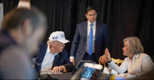 Un mondo in marcia e uno marcio